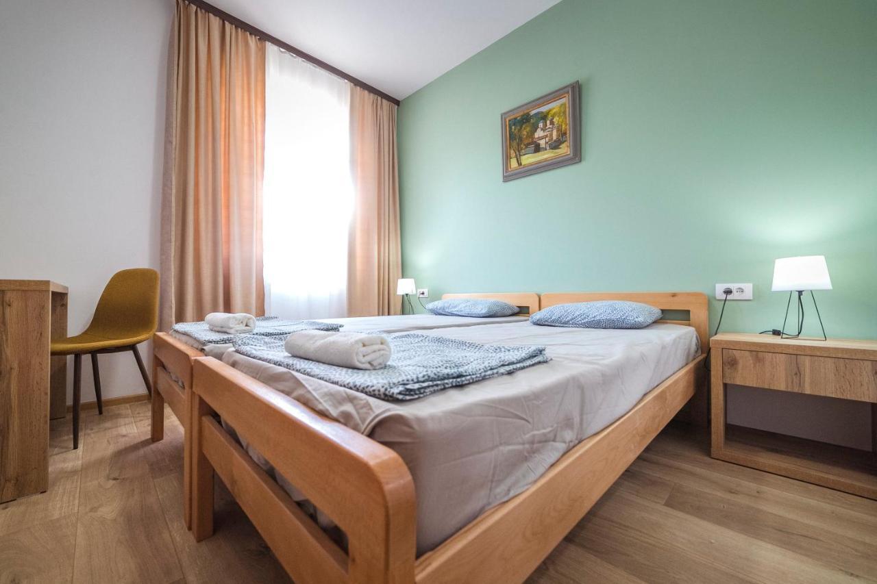 Zoe Pirot Apartment Exterior foto